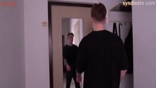 syndicete - Thanked Delivery Girl for Getting Heavy Parcel ⧸ Threesome With Doll