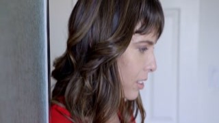 Vera King - Domineering Stepmom Vera King Takes Matters into Her own Hands & Mouth for Cum She Deserves