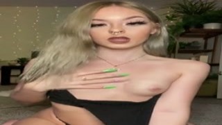 Explicit Kait - OnlyFans - Strip Tease and Fucking