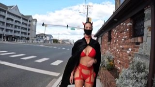 AmWednesday - devil horns