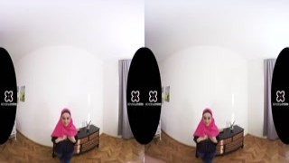 VR Yasmeena Ali gives Tourist a Special Tour