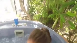 Look under the water stepbro, what do you see?