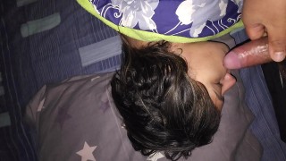 encuentro a la mama de mi mejor amigo en su habitacion