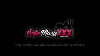 The sentence is "Stepmomsofsofiemarieandpaytongallateeachotherstesticles