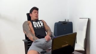 Summer Stepth - Pornstar steps out of the computer screen to please her horny fan