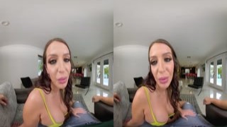 MILF Cant Wait to Get Me Alone - Virtual Real Porn