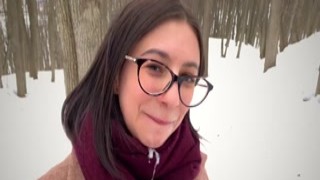 Like2Fingers - Cute Girlfriend Blowjob Outdoor
