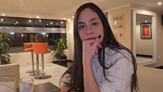 i meet an old friend at a hotel and she invites me to her room.
