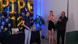 Nicole Zurich - Sexy Clownette