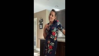 Sasha Foxxx - Masturbating foot workshit