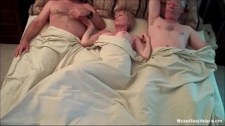 exhausting threesome for amateur grannie
