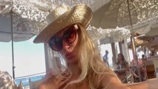 Monika Fox - Naked in restaurant