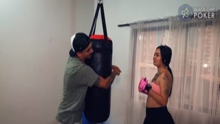 Deportista caliente a su entrenador para follarselo