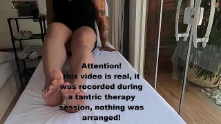 patient being touched by therapist until orgasm - tantric massage - video real