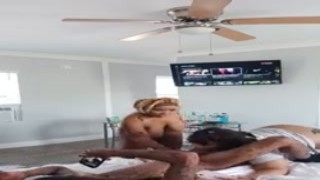 The two Twitter baddies, drippinvelvet and Princess Hayze, were giving GakTrizzy a blowjob after an orgy