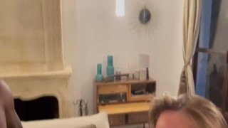 Tiffany Leiddi - Teste un Black Devant Son Mari