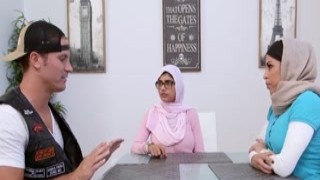 mia khalifa - view this clip and enjoy yourselves