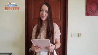 Deluxe_Bitch - The Young Actress was Late for the Casting, had to Spend it at Home