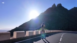 Watch4Beauty - Sky Moon - Sexy Curves Backstage