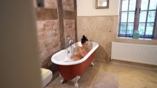 WankItNow - Bonnie Got