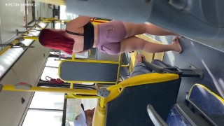 levei a minha empregada para casa olha oque ela fez dentro do onibus fiquei louco