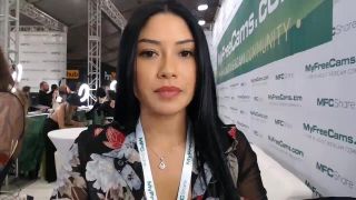 Attractive Latino chicka Natalia Vasquez is offering a head in POV