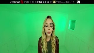 Fuck Blonde Babe Lily Larimar In Star Trek Cosplay