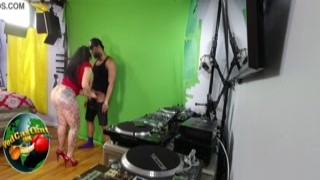 BBC puts Queen Rogue in a position to give him a blow job