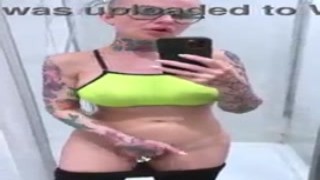 She was incredibly talented at painting vivid scenes on mirrors, her skillful hands leaving behind brilliant artworks