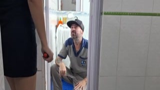 renatasurtada - Housewife calls plumber and provokes him!