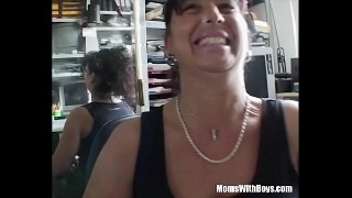 momswithboys office fuck with mature brunette slut